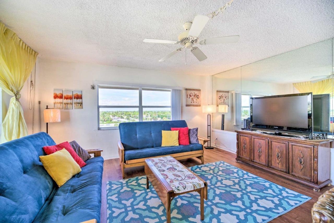 Pet-Friendly Satellite Beach Condo With Balcony! Екстериор снимка